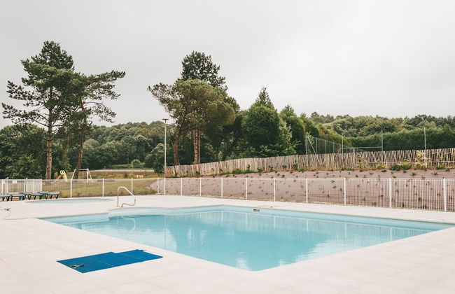 Modernly Furnished Cottage With Beautiful Terrace by a Lake - Foto 18