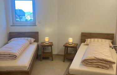 Ferienwohnung, 2 Zimmer, 4 bis 6 Personen, 67 qm, mit großem Balkon, entlang am Fluss, an der Aach, am Bodensee, nah am Naturschutzgebiet - Foto 8