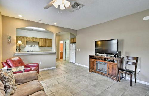 Pet-Friendly Gem with Yard and Pool Access in Sebring - Foto 4