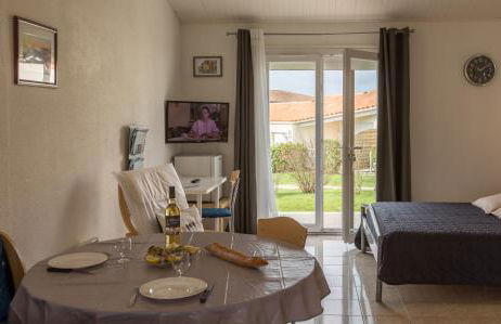 Atlantic Residence Studios - Photo 3