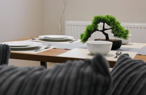 'Station House' Cosy Renovated Family-Friendly Home in Runcorn, Cheshire - Train Station Liverpool Chester Links, Brindley Theatre - Foto 7