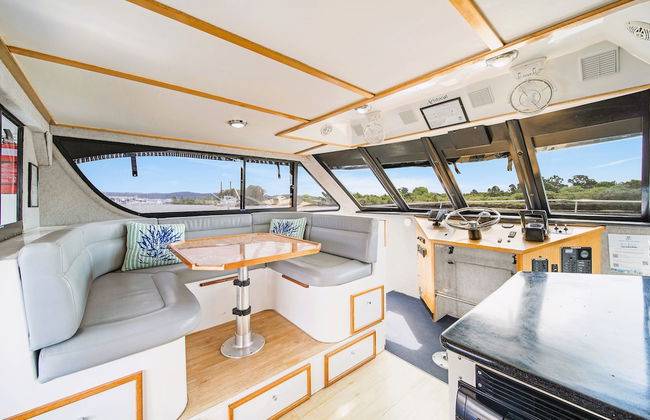 Coomera Houseboat Holidays - Foto 26