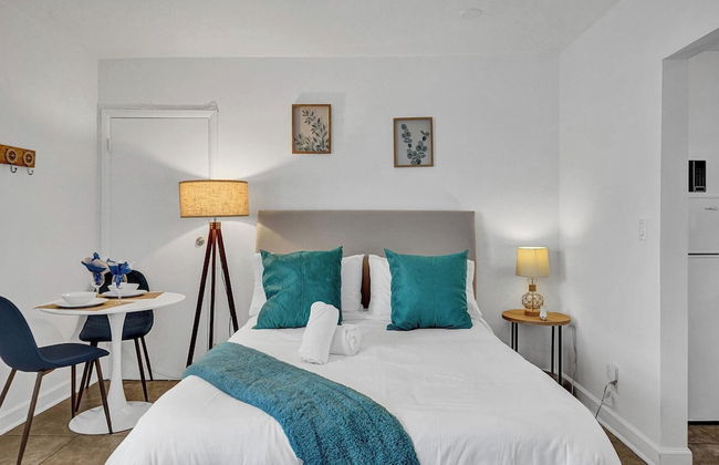 WAVES ON DESOTO - Photo 42