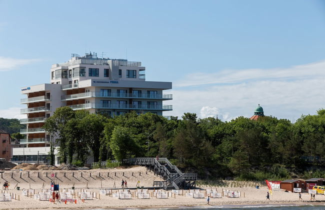 Aquamarina Prima Apartments by Renters - Photo 39