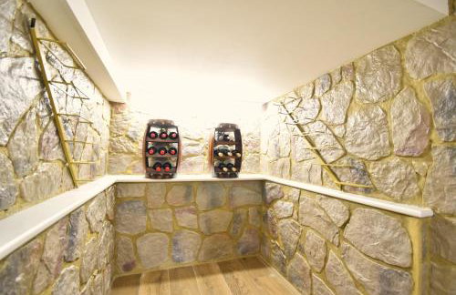 Stunning 2 bed apartment - Photo 17