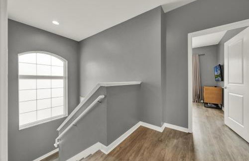 Beautiful 3 Bedroom Villa with Private Hot Tub, 10 mins to Disney! - Foto 33