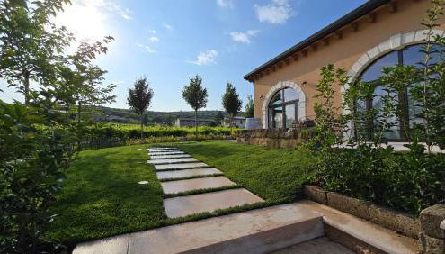 Agriturismo Igino - Relax fra i Vigneti della Valpolicella - Foto 3, Garden, Garden view