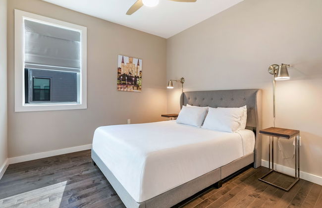 Modern 4BR Townhouse in Bienville Villas - Foto 10