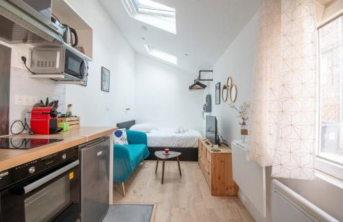 Independent and Comfortable Studio - Near the tram - Foto 13