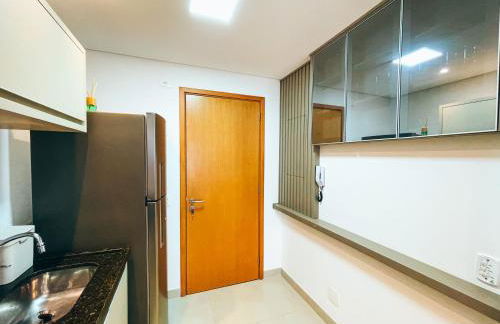 ACONCHEGANTE E MODERNO APARTAMENTO PERTÍSSIMO DA PRAIA - Foto 9