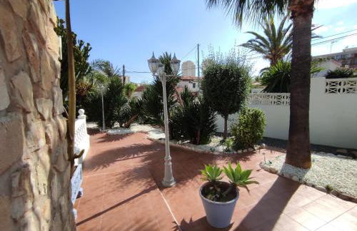 Villa con piscina a un paso de la playa - Photo 17