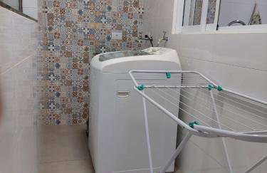 Ótimo apartamento sobreloja com wifi e estacionamento incluso - Foto 13