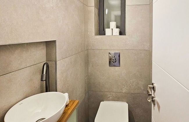 Design & Balcony in City Center by FeelHome - Foto 29