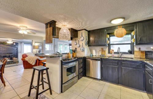 Waterfront Home with Dock in South Grand Lake! - Foto 12