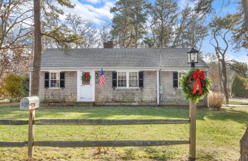 Coastal comfort near beaches and walking distance to Harwich Port! - Foto 11