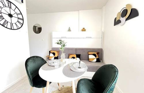 Studio Lumière du Centre - Parking - Romans - Foto 2