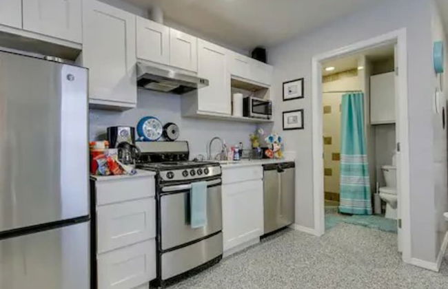 Garage Studio near OUSHC Hospital - Photo 14