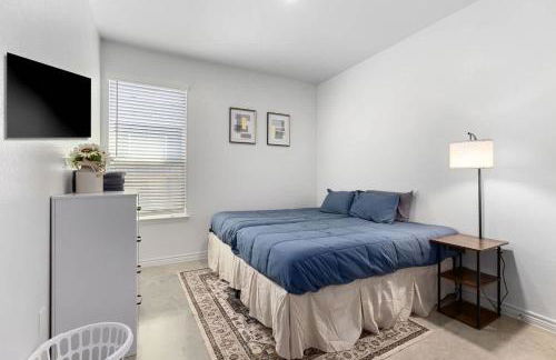 NEW Temple 12 BD Contractor & Group Friendly - Foto 17