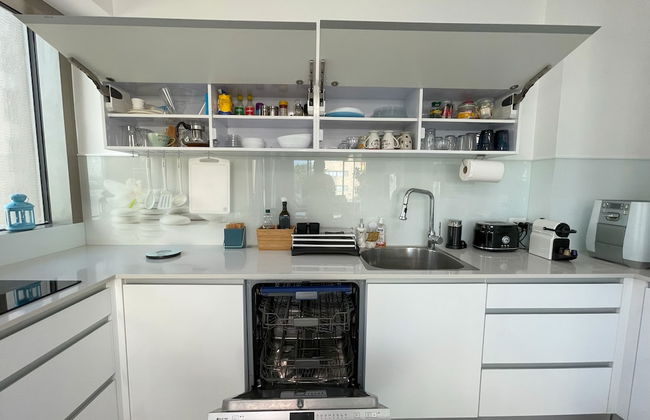 AirTLV - Luxury Apartment Port of Jaffa - Photo 11