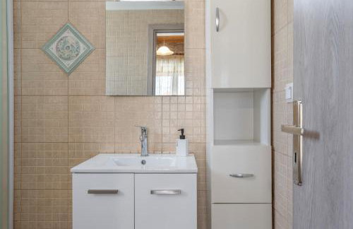 Angelina’s Stone Village House - Photo 6