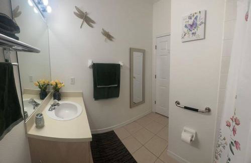 Comfortable House with hot tub close to Disney - Foto 9