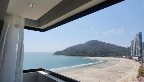 Lindo apto tudo novinho, prédio frente mar - Foto 5