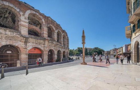 Gorgeous Apartment In Ospedaletto Di Pescant - Foto 28