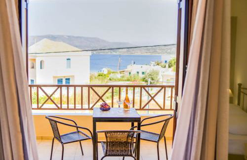 Aloustina Apartments - Photo 11