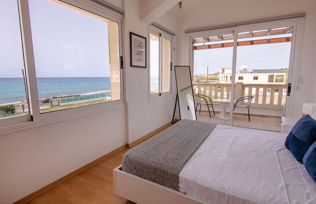 Phaedrus Living Beachfront Villa Mare - Foto 2