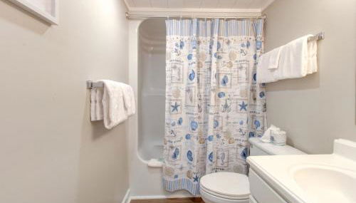 1010 Relax, Unwind, Enjoy by Atlantic Towers - Photo 5, Shower