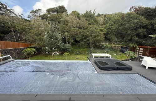 Lotus House - Heated Pool & Jacuzzi near the Beach - Photo 63