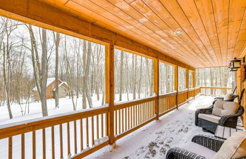 Hike, Ski and Raft Terra Alta Cabin with Large Deck - Foto 21