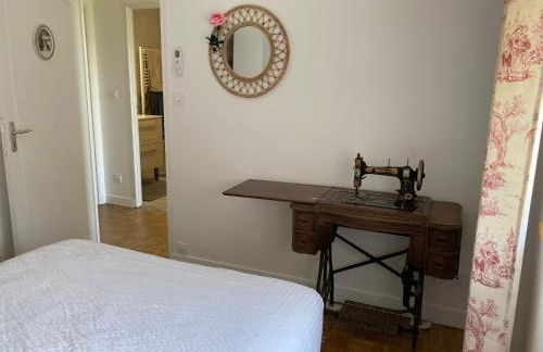 Gîte au calme avec jardin et wifi à Saint-Doulchard - FR-1-586-68 - Foto 10