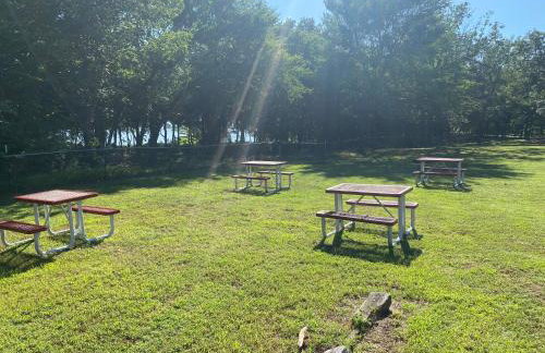 Off the Hook - Foto 53