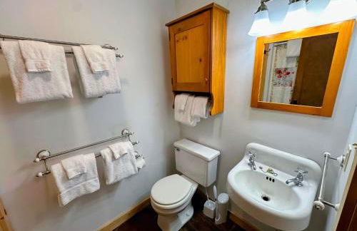 11G Quintessential New Engalnd Cottage with Fantastic Views! - Foto 25