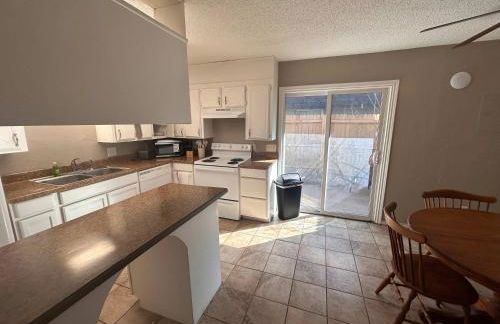 Near Fort Sill Cozy 2-Bedroom Townhouse - Foto 3
