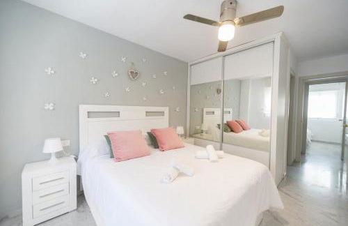 WintowinRentals Terrace, Pool, Parking in Cala del Moral - Photo 20