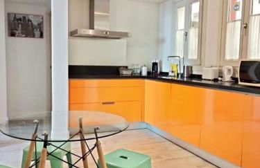 Street Cathedral Sevilla - Foto 1