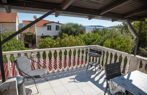 Vis Apartments Ivona i Daria - Photo 28