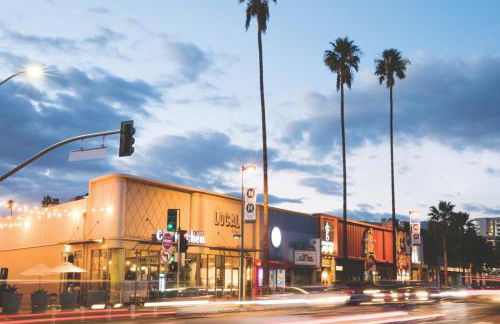 Dreamy Farmhouse in Studio City - Foto 4