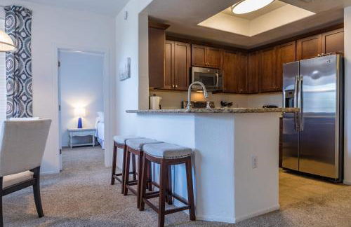 Modern Retreat in Ahwatukee Heated Pool Spa Gym - Foto 9