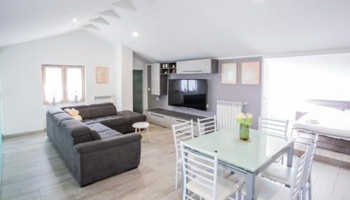 Mansarda in centro - Relax a due passi dal Lago Maggiore - Foto 3