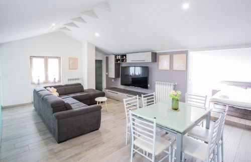 Mansarda in centro - Relax a due passi dal Lago Maggiore - Foto 3