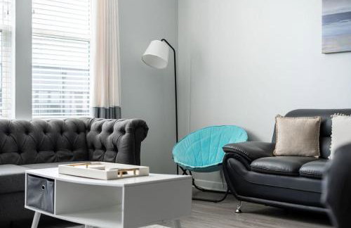 Affordable 2-Bedroom Fishers Pool View - Foto 7