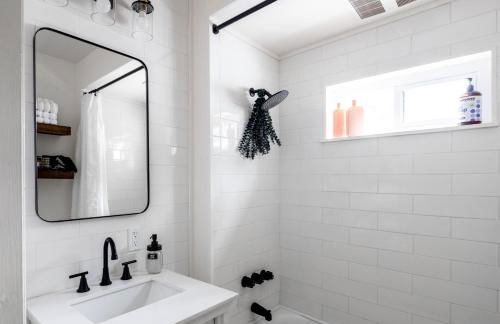 Walkable to Everywhere in Little Italy- Near CWRU and Cleveland Clinic Main Campus - Foto 18