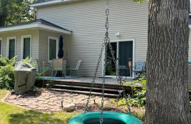 Over 200' of Shoreline on Foot Lake!! Great Fishing Year Round! - Foto 25