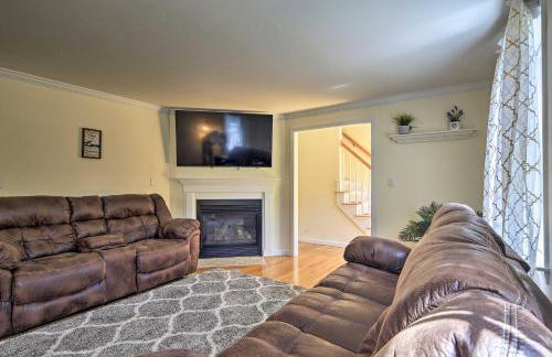 Cape Cod Home with Game Room - 3 Mi From Mayflower! - Foto 9