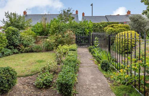 7 Severn Terrace - Photo 2