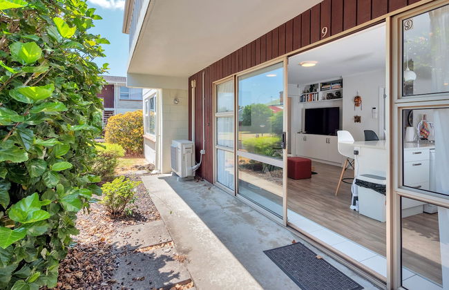 Bright 3 Bedroom near St Lukes Mall 3 - Photo 20