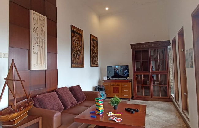 De Bukit Dago Villa by HouseinBandung - Photo 18